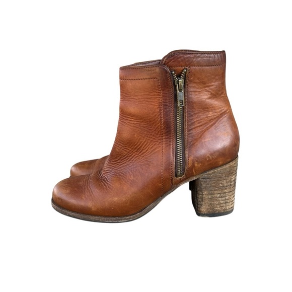 Frye Addie Double Zip Moto Ankle Boot Cognac Distressed Leather Size 9 NICE! - Picture 5 of 16